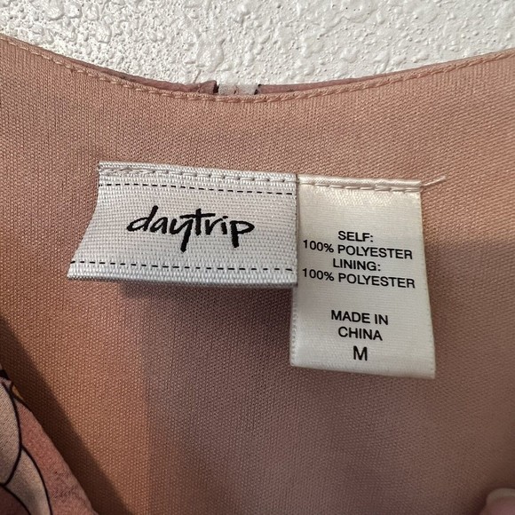 Buckle Daytrip Medium Floral Surplice Pink Maxi Dress Off The Shoulder summer - Picture 6 of 10